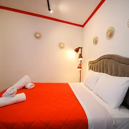 Plaka Central Suite By Zeussuites-2