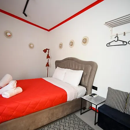 Plaka Central Suite By Zeussuites-3